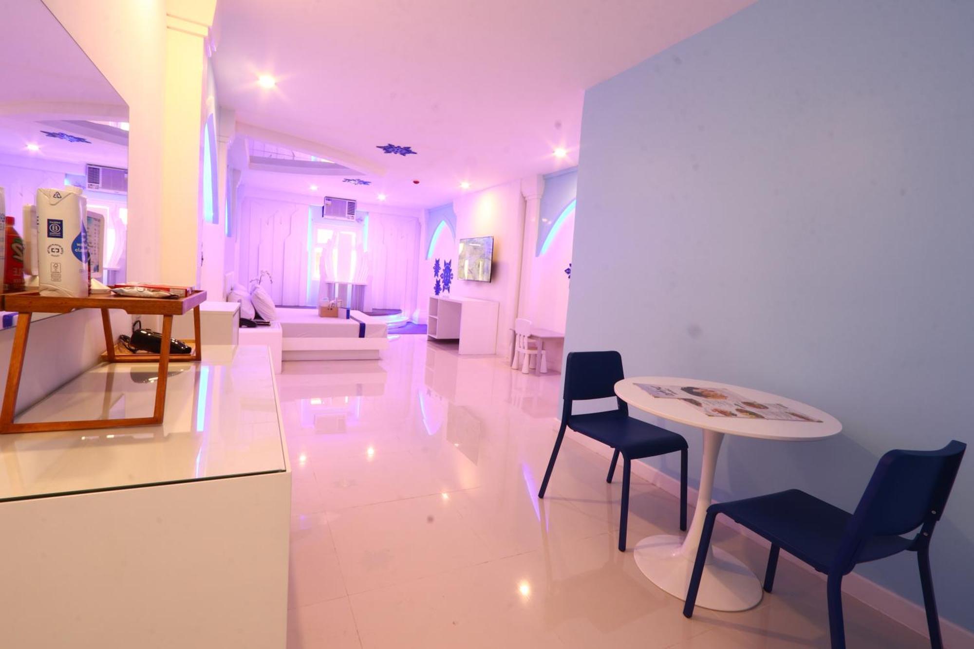 Hotel Dreamworld East Ortigas Pasig City Exteriör bild